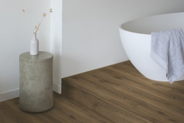 Laminaatparkett Classic 8mm, Warm brown oak CLM5789 pruun_3