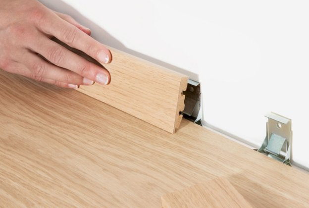 QuickStep Standard põrandaliistu kinnitusklamber QSCLIPSKME95A_2