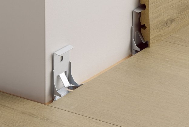 QuickStep Standard põrandaliistu kinnitusklamber QSCLIPSKME95A_1