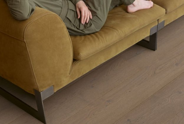 3- kihiline laudparkett Quick-Step Cascada Cotton grey oak extra matt, QU-CASC5112 hall/ pruun_4