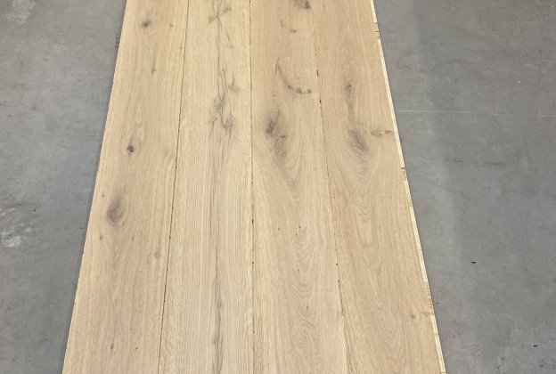 Laudparkett 1-lipiline tamm Markant Invisible õlitatud (pruun oks)_1