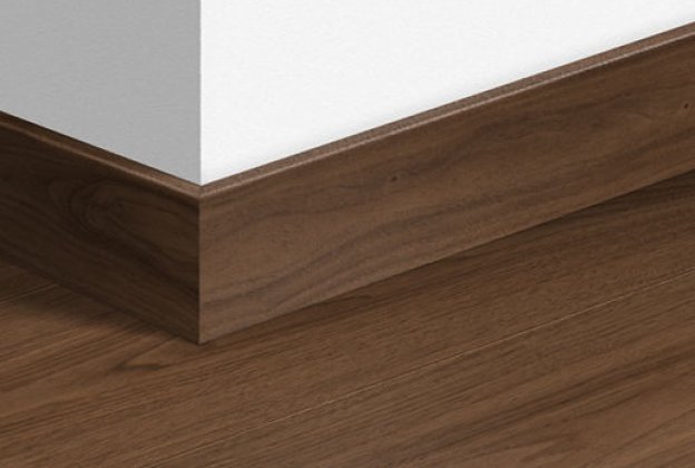 MDF põrandaliist Chic walnut (77mmx14mm x 2,4m) QU -QSPSKR04761 pruun_1