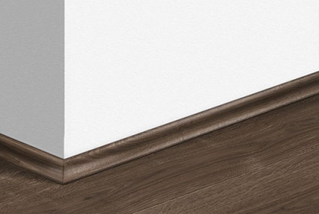 MDF põrandaliist Scotia Brushed oak brown (17x17mm x 2,4m) QU -QSSCOT04766 pruun_1
