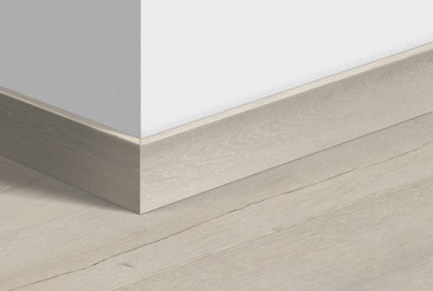 MDF põrandaliist Standard Soft patina oak (58x12mm x 2,4m) QU -QSSK04748 valge_1