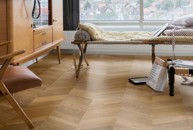 3- kihiline laudparkett Quick-Step Intenso Traditional oak oiled, prantsuse kalasaba QU-INT3902 pruun _2