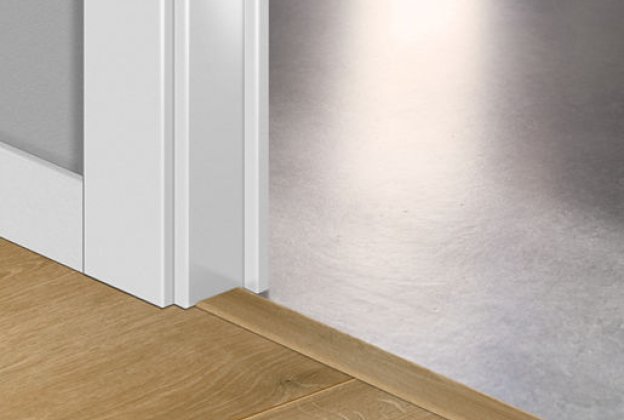 Üleminekuliist Incizo profiil Midnight oak natural QU -QSINCP01487 pruun  _1