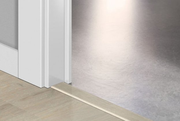 Üleminekuliist Incizo profiil Tennessee oak grey QU -QSINCP03181 hall_1