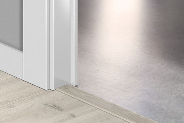 Üleminekuliist Incizo profiil Woodland Oak Light Grey QU -QSINCP03547 hall_1