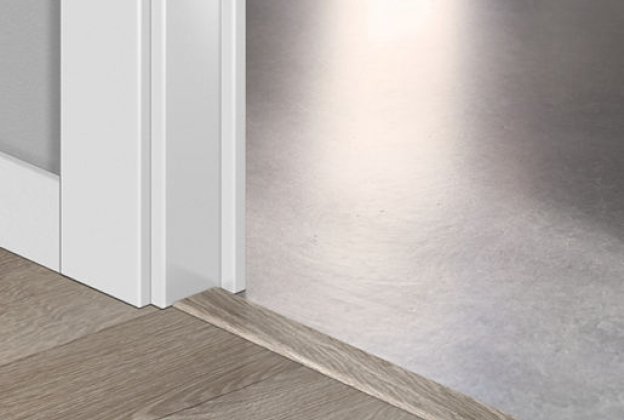 Üleminekuliist Incizo profiil Desert Oak Brushed Grey QU -QSINCP03552 hall_1