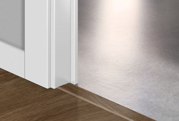 Üleminekuliist Incizo profiil Newcastle oak brown QU -QSINCP03582 pruun  _1