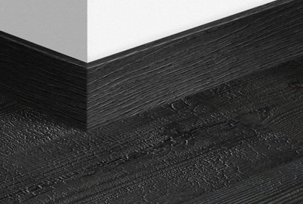 MDF põrandaliist Burned planks (77mm x 14mm x 2,4m) QU -QSPSKR01862 must_1