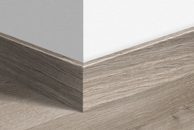 MDF põrandaliist Desert oak brushed grey (77mm x 14mm x 2,4m) QU -QSPSKR03552 hall_1