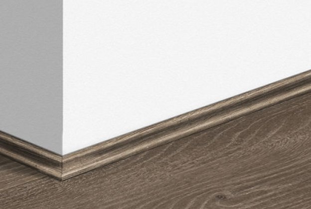 MDF põrandaliist Scotia Woodland Oak Brown (17x17mm x 2,4m) QU -QSSCOT03548 pruun_1