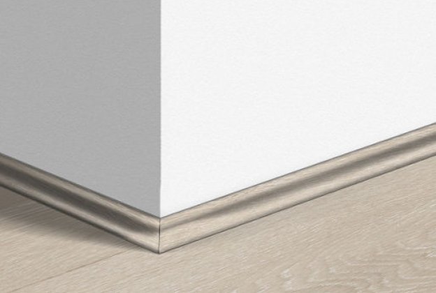 MDF põrandaliist Scotia Valley Oak Light Beige (17x17mm x 2,4m) QU -QSSCOT03554 beeź_1