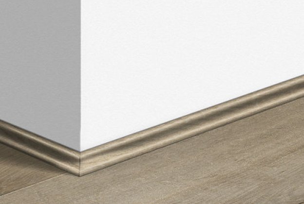 MDF põrandaliist Scotia Soft oak light brown (17x17mm x 2,4m) QU -QSSCOT03557 pruun/ hall _1