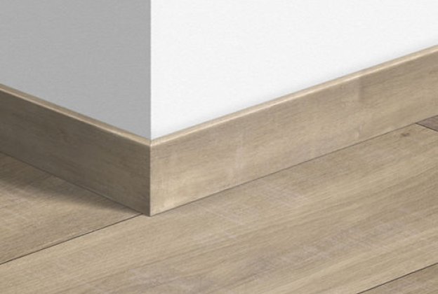 MDF põrandaliist Standard Havanna oak natural with saw cuts (58x12mm x 2,4m) QU -QSSK01656 beeź_1