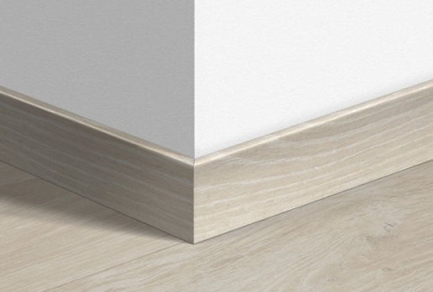 MDF põrandaliist Standard Woodland Oak Light Grey (58x12mm x 2,4m) QU -QSSK03547 hall_1
