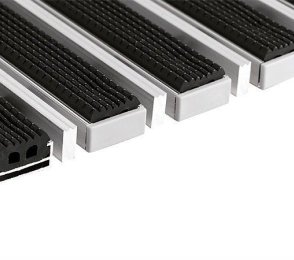 Süvistatav porirest Gapa Topwell 17mm Extra, kumm - kraabits