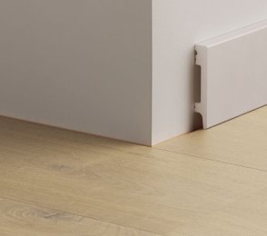 QuickStep värvitav, veekindel põrandaliist, kõrge (15x80mm x 2,4m)