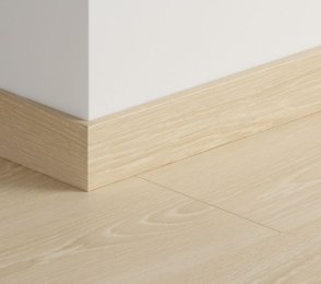 Плинтус из МДФ, стандартный, бежевый, дубовый (58x12 мм x 2,4 м) QU -QSSK05799 бежевый