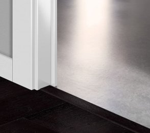 Üleminekuliist Incizo profiil Painted oak black QU -QSINCP04755 must