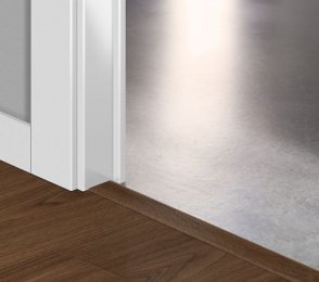 Üleminekuliist Incizo profiil Chic walnut QU -QSINCP04761 pruun