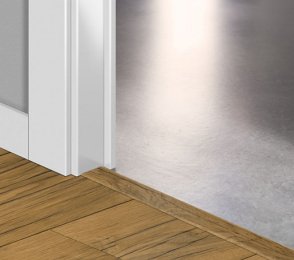 Üleminekuliist Cracked oak natural QU -QSINCP04767 pruun