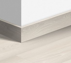 Parketi põrandaliist White premium oak (77mmx14mm x 2,4m) QU -QSPSKR04757 valge
