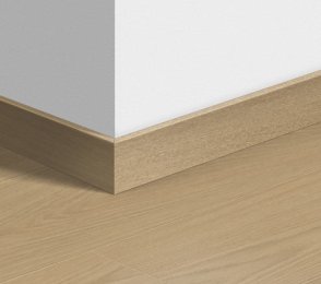 MDF põrandaliist Standard Beige varnished oak (58x12mm x 2,4m) QU -QSSK04750M beeź 