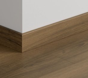 MDF-Fußleiste Standard Warmbraun Eiche (58 x 12 mm x 2,4 m) QU -QSSK05789 braun 