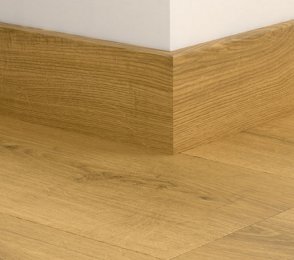 MDF-Fußleiste, hellklassische Eiche (77 mm x 14 mm x 2,4 m), QU -QSPSKR05787, braun 