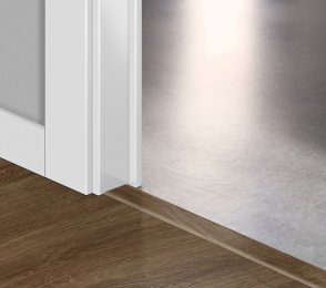 Üleminekuliist Incizo profiil Newcastle oak brown QU -QSINCP03582 pruun  