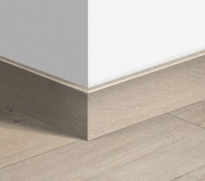MDF-Fußleiste, hellbraun, Eiche (77 mm x 14 mm x 2,4 m), QU -QSPSKR01854, weiß