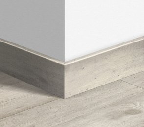 MDF-Fußleiste, Betonholzoptik, hellgrau (77 mm x 14 mm x 2,4 m) QU -QSPSKR01861 grau