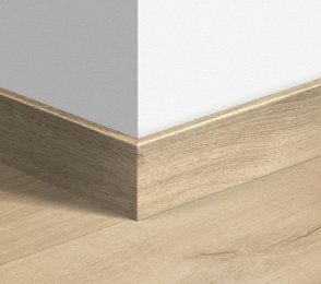 MDF-Fußleiste Desert Oak Hell Natur (77 mm x 14 mm x 2,4 m) QU -QSPSKR03550 braun