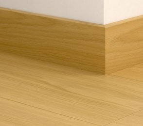 MDF skirting board Biscuit brown oak (77mm x 14mm x 2.4m) QU -QSPSKR05794 brown