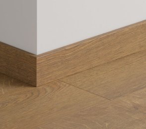 MDF-Fußleiste Standard Alte Eiche matt geölt (58 mm x 12 mm x 2,4 m) QU -QSSK00312 braun