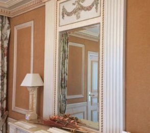 Louis XVI trumeau faasitud peegliga 98000 