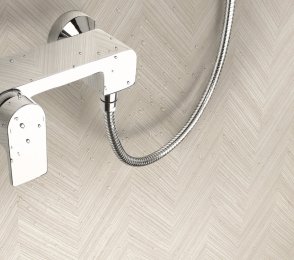 PVC seinakate märga ruumi
